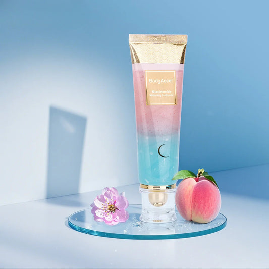 Pastă de dinți cu niacinamidă BodyAccel, aromă piersică & mentă, prezentare lifestyle premium